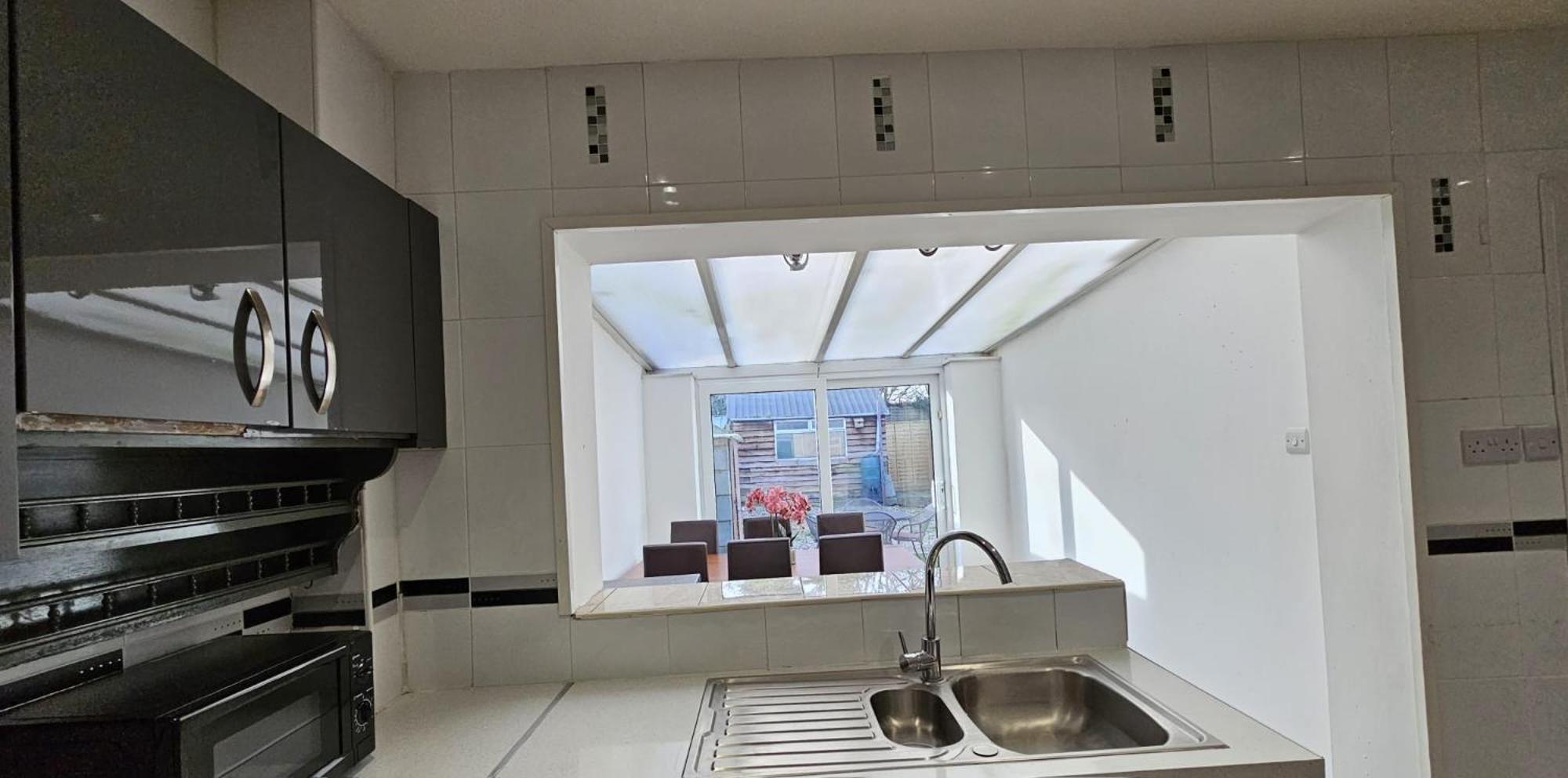 The Crescent, 3 Bed House With 2-3 Parking Spaces, Great For Contractors And Family Greenhithe Zewnętrze zdjęcie